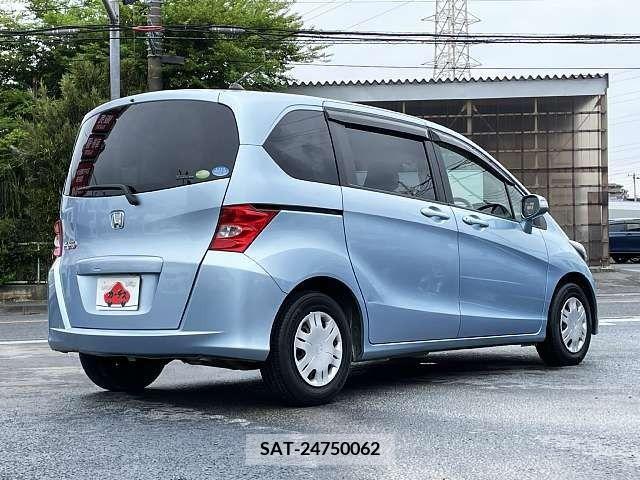Honda FREED 2010-01 270382-2