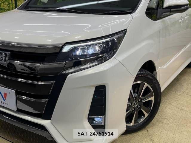 Toyota NOAH 2017-09 385015-13
