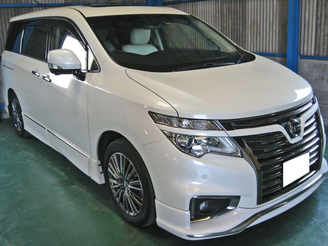 Nissan ELGRAND 2017-02 2072-4