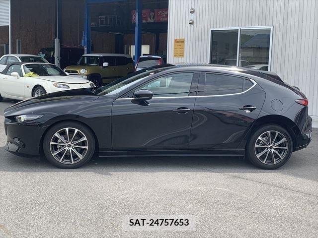Mazda MAZDA3 2019-08 276431-15