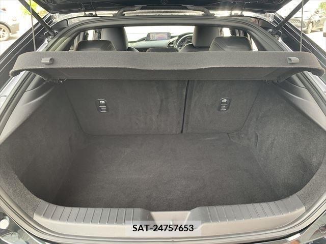 Mazda MAZDA3 2019-08 276431-12