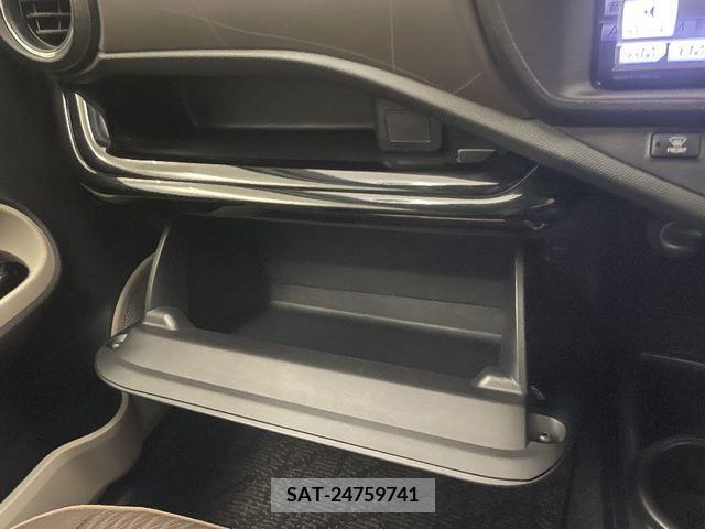 Toyota AQUA 2012-01 356211-23