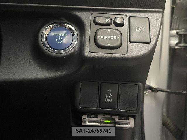 Toyota AQUA 2012-01 356211-16