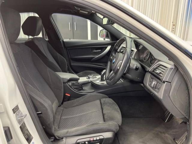 Bmw 3 SERIES 2013-09 195868-9