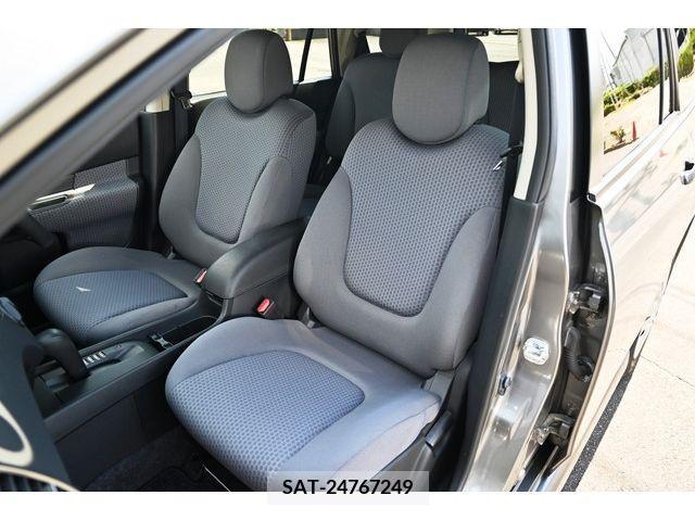 Nissan Wingroad 2016-02 378697-15