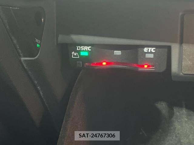 Audi A4 2017-05 261064-8