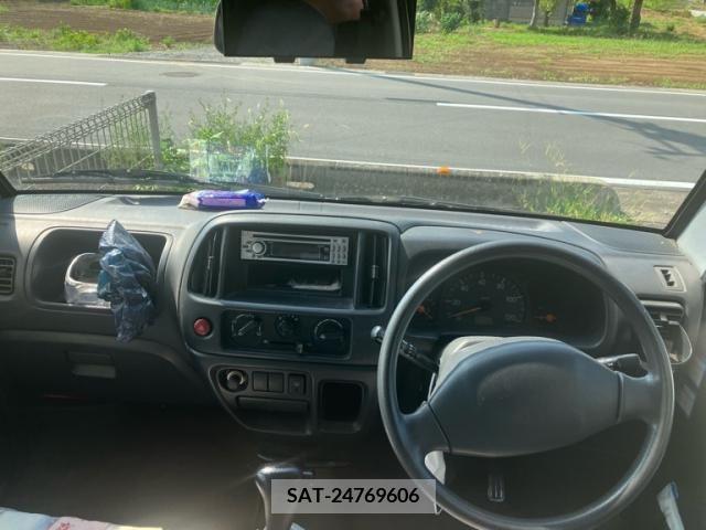 Suzuki EVERY 2001-01 390726-12