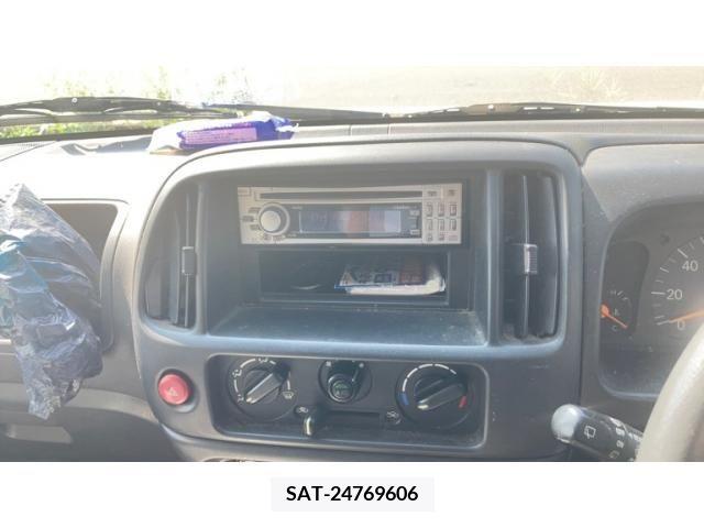 Suzuki EVERY 2001-01 390726-18