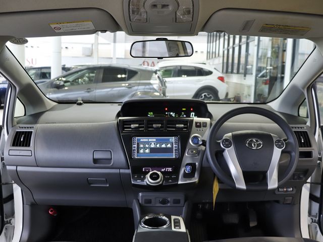 Toyota PRIUS ALPHA 2011-11 10870-7