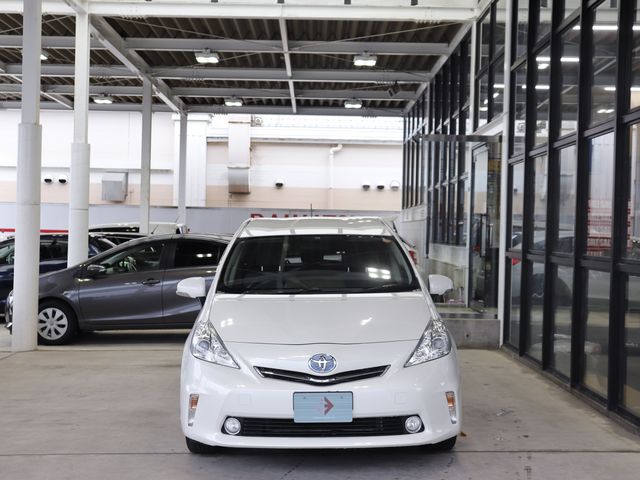 Toyota PRIUS ALPHA 2011-11 10870-1