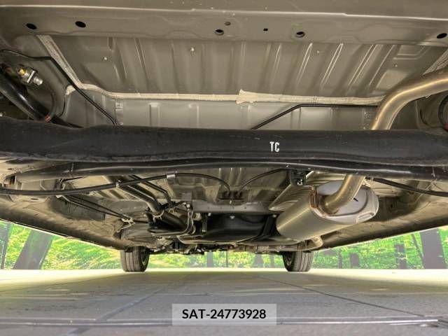 Honda N BOX CUSTOM 2019-09 218571-19