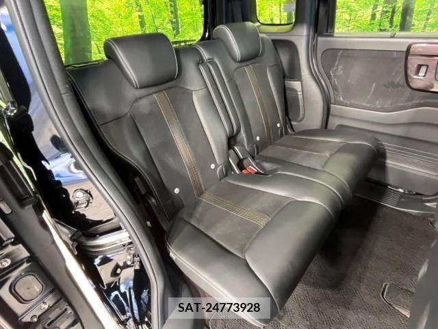 Honda N BOX CUSTOM 2019-09 218571-9