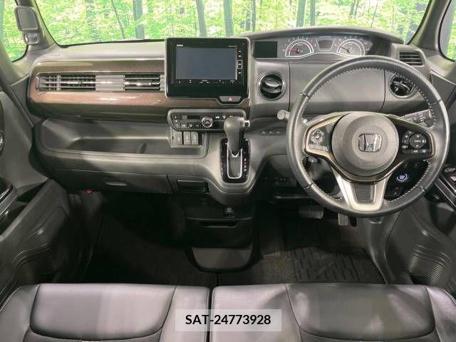 Honda N BOX CUSTOM 2019-09 218571-1