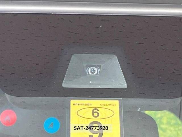 Honda N BOX CUSTOM 2019-09 218571-2