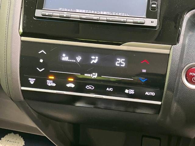 Honda FIT HYBRID 2016-09 10766-11