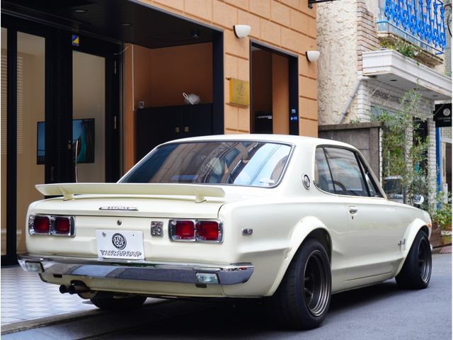 Nissan SKYLINE COUPE 1971-10 22492-2