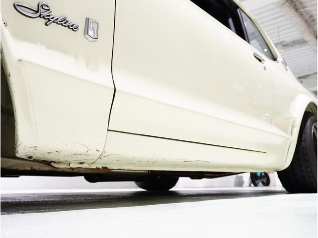 Nissan SKYLINE COUPE 1971-10 22492-18