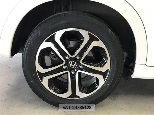 Honda VEZEL 2019-04 379695-27