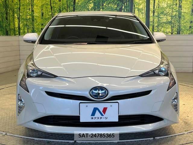 Toyota PRIUS 2016-02 228270-14