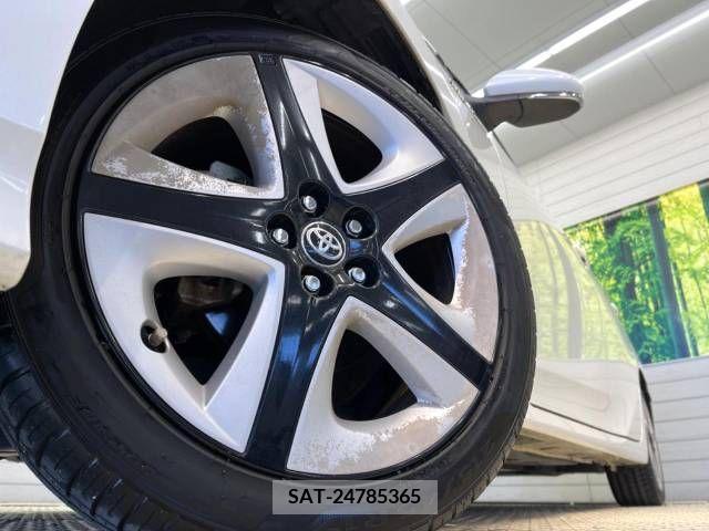 Toyota PRIUS 2016-02 228270-13