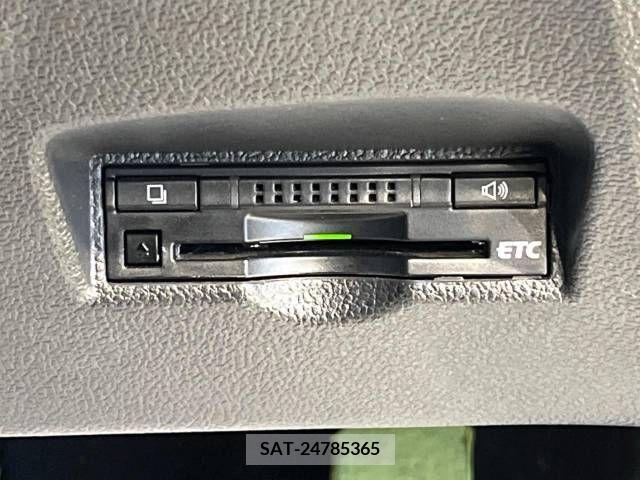 Toyota PRIUS 2016-02 228270-8