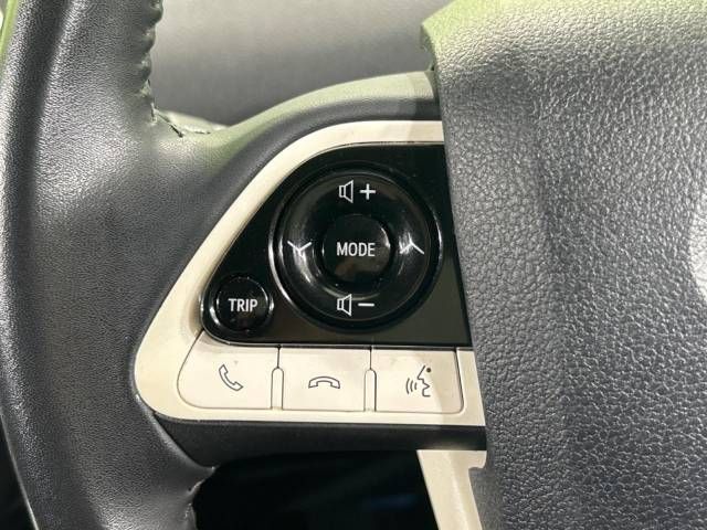 Toyota PRIUS 2016-09 187570-4