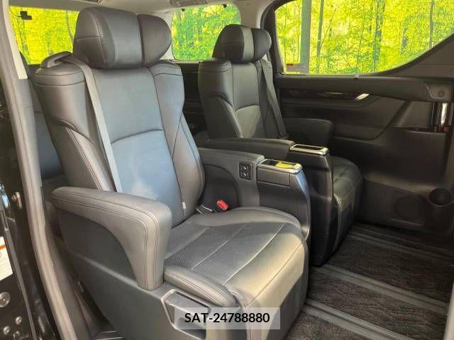 Toyota ALPHARD 2021-05 228065-9