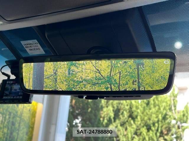 Toyota ALPHARD 2021-05 228065-5