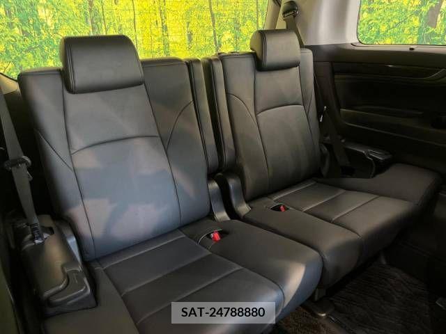 Toyota ALPHARD 2021-05 228065-10