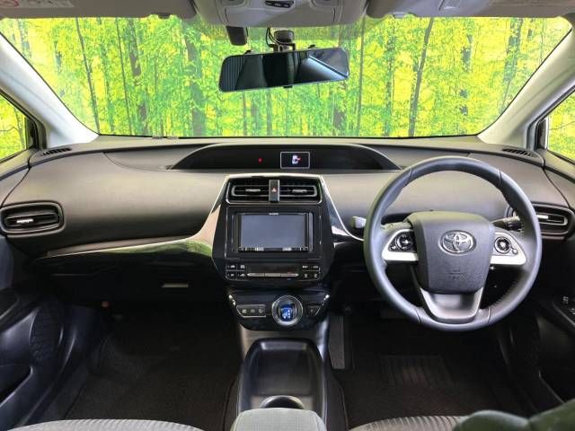 Toyota PRIUS 2016-10 24246-1