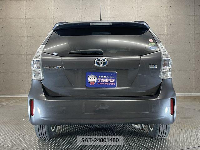 Toyota PRIUS ALPHA 2012-06 377257-6