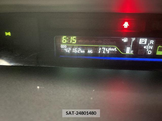 Toyota PRIUS ALPHA 2012-06 377257-26