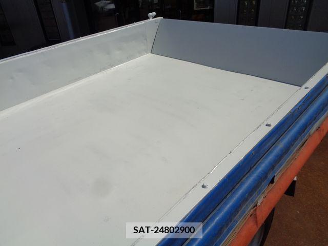 Mitsubishi CANTER 2018-08 302650-7
