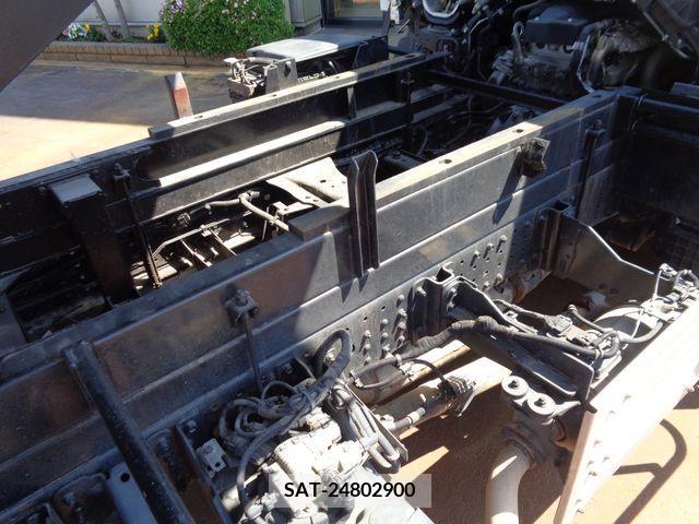 Mitsubishi CANTER 2018-08 302650-20