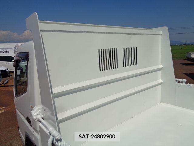 Mitsubishi CANTER 2018-08 302650-6