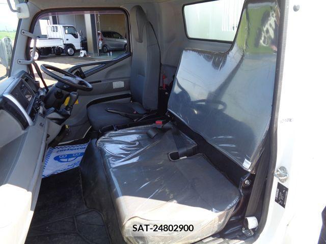 Mitsubishi CANTER 2018-08 302650-10
