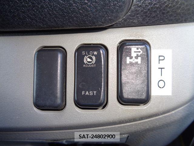 Mitsubishi CANTER 2018-08 302650-14
