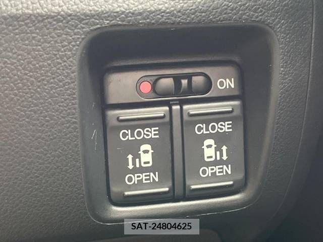 Honda N BOX CUSTOM 2013-08 386322-4