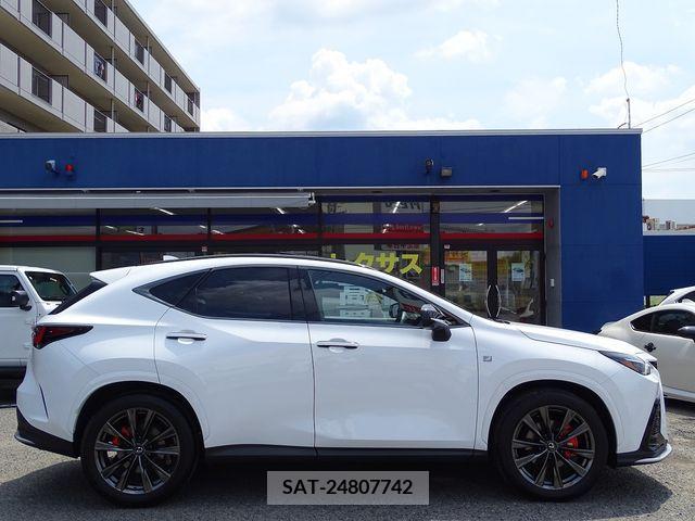 Lexus NX 2023-04 388401-5