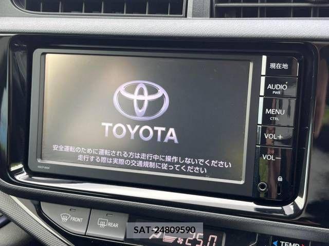 Toyota AQUA 2015-07 389347-2