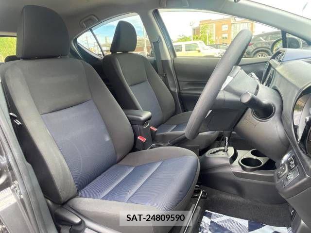Toyota AQUA 2015-07 389347-8