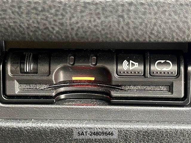 Nissan JUKE 2011-07 274340-3