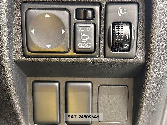 Nissan JUKE 2011-07 274340-17