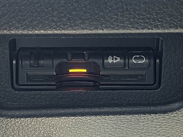 Nissan X-TRAIL 2010-09 18041-13