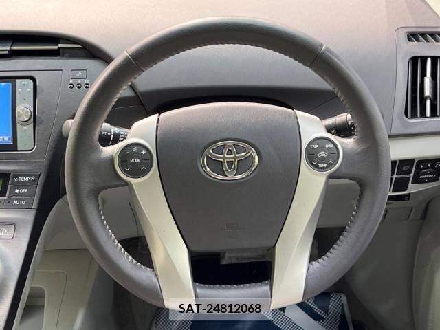 Toyota PRIUS 2011-10 351209-11