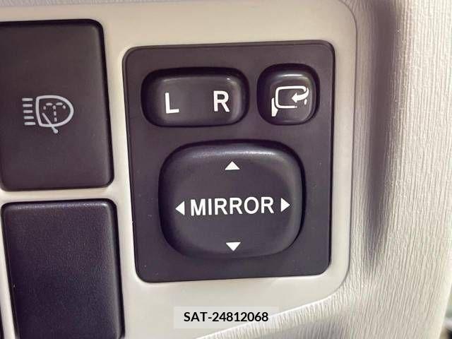 Toyota PRIUS 2011-10 351209-6