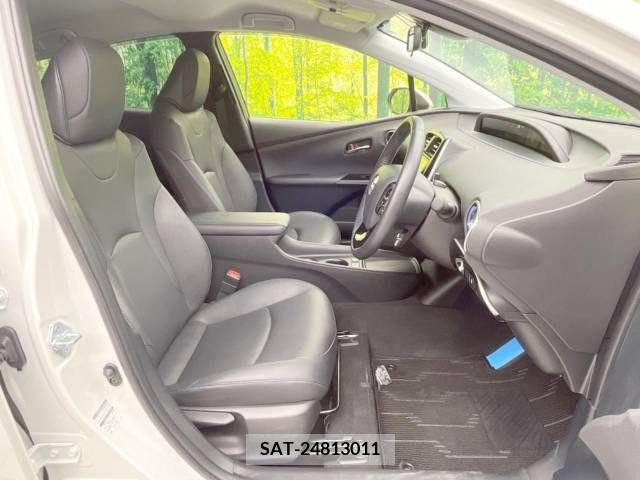 Toyota PRIUS 2021-11 366347-8