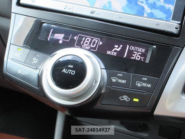Toyota PRIUS ALPHA 2014-02 393485-19