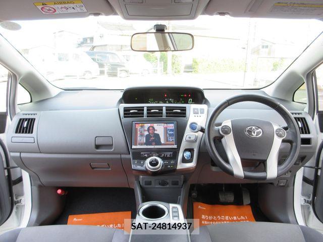 Toyota PRIUS ALPHA 2014-02 393485-12