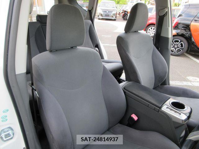 Toyota PRIUS ALPHA 2014-02 393485-11